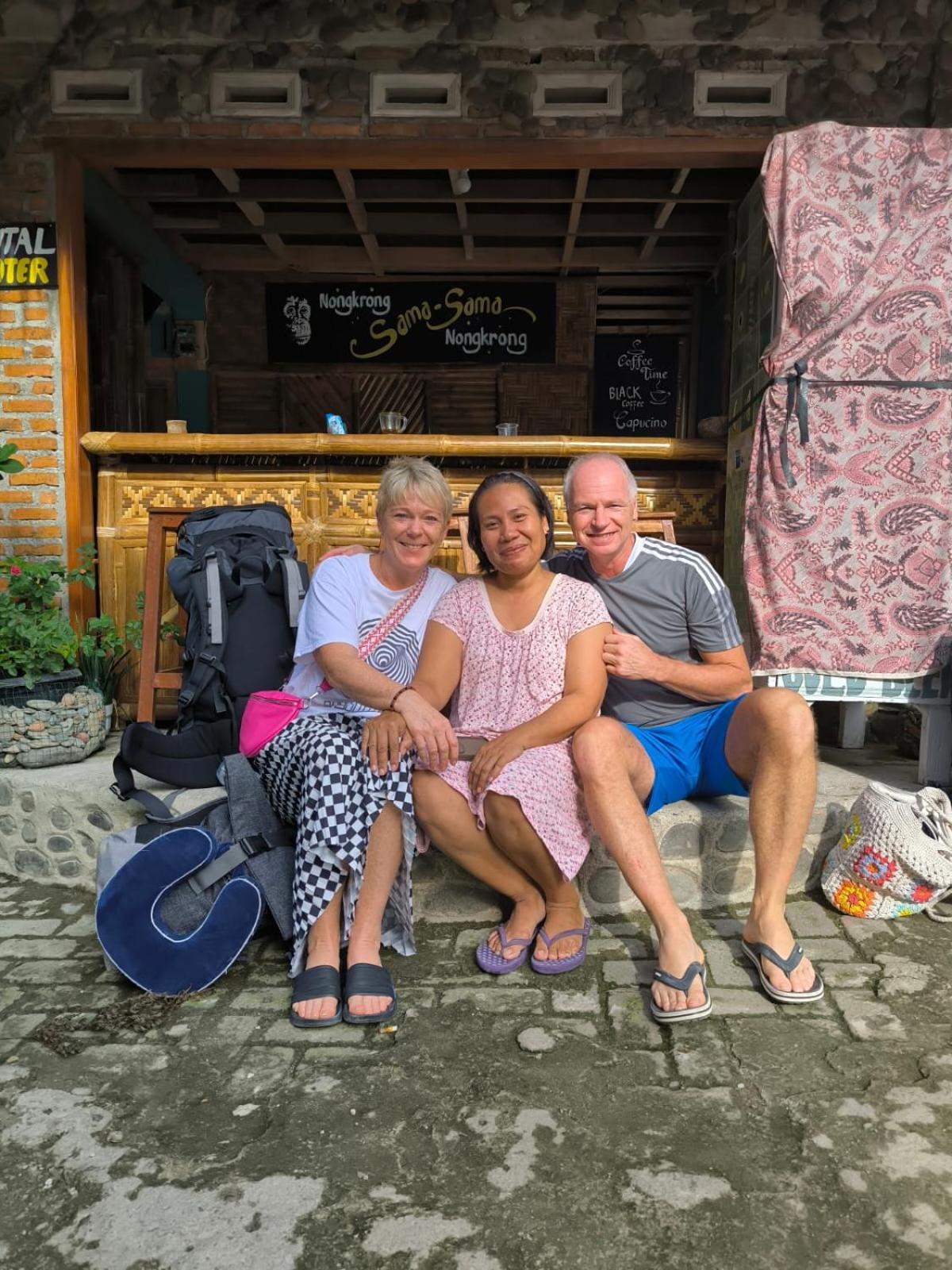 Sama Sama Homestay & Trekking Only Stay Here Book Trekking And Transport With Us Bukit Lawang Eksteriør bilde