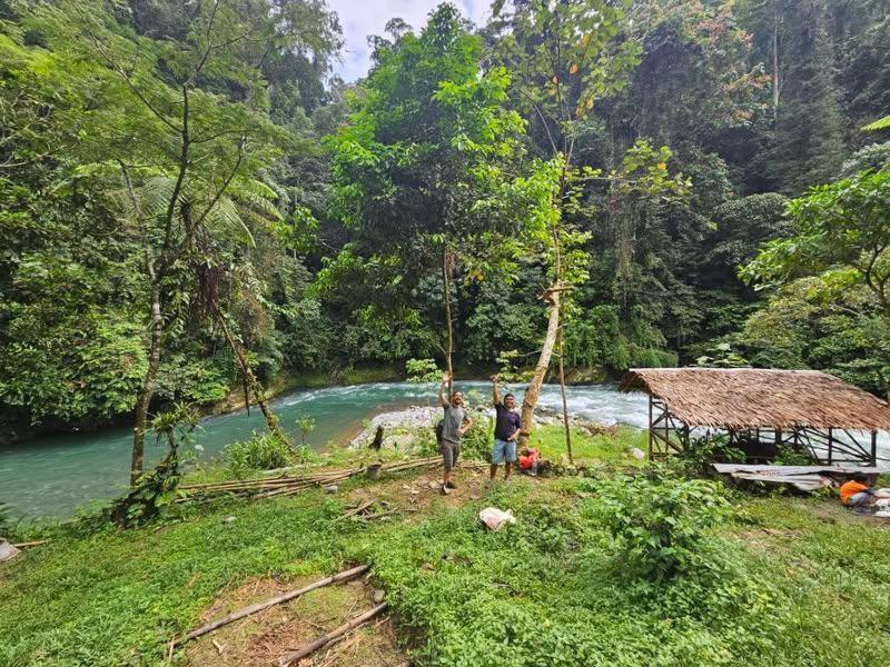 Sama Sama Homestay & Trekking Only Stay Here Book Trekking And Transport With Us Bukit Lawang Eksteriør bilde