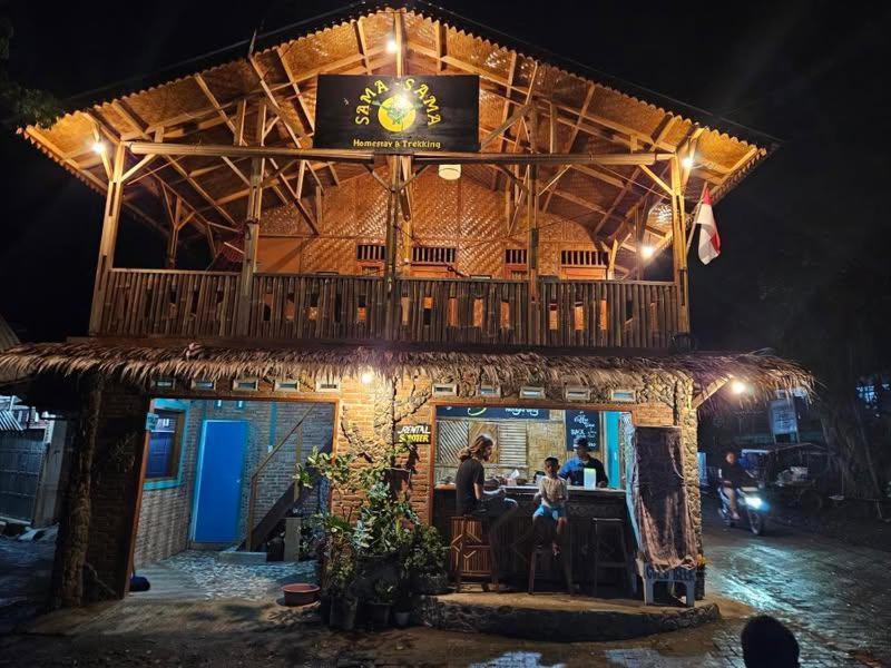 Sama Sama Homestay & Trekking Only Stay Here Book Trekking And Transport With Us Bukit Lawang Eksteriør bilde