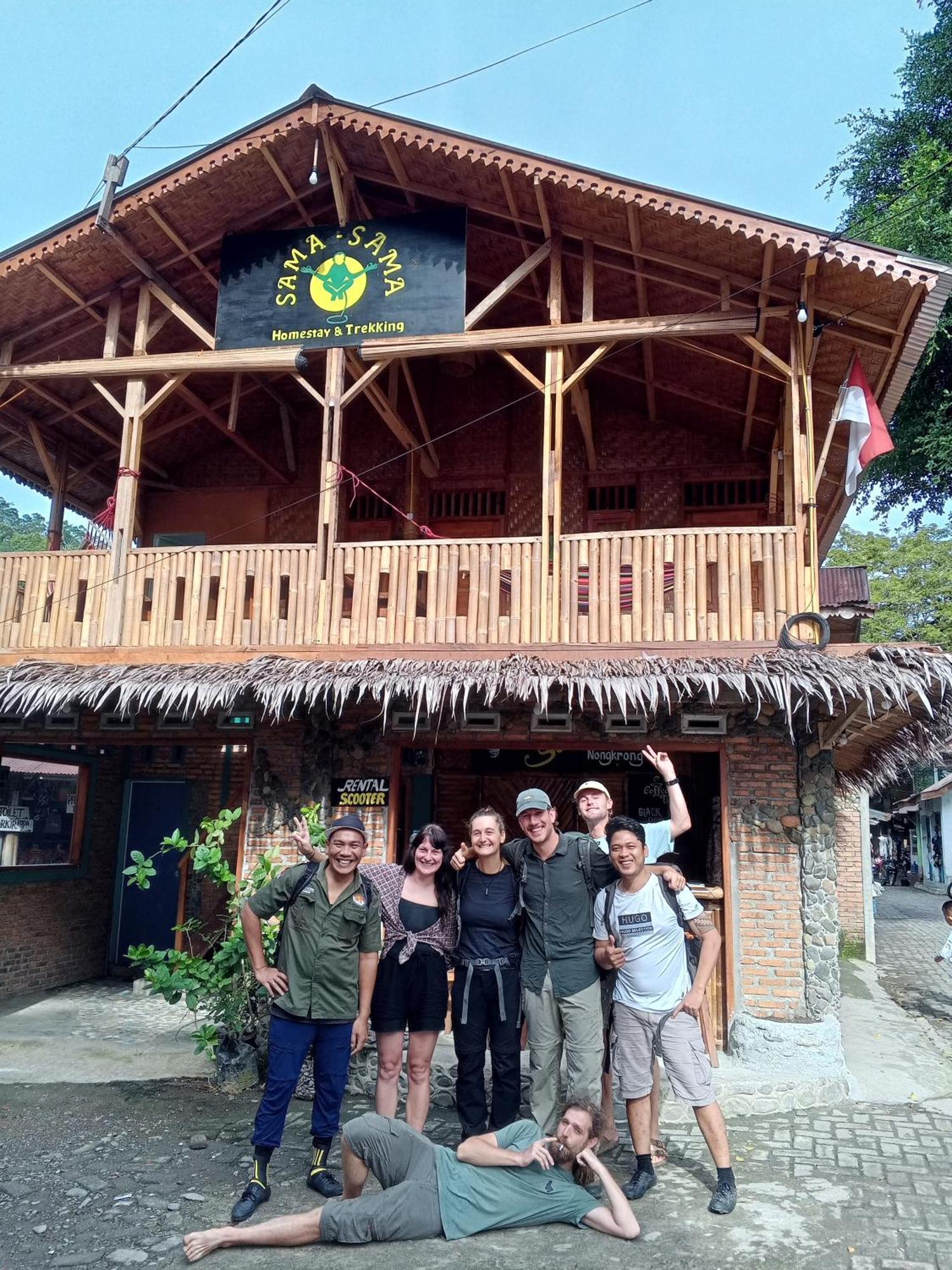 Sama Sama Homestay & Trekking Only Stay Here Book Trekking And Transport With Us Bukit Lawang Eksteriør bilde